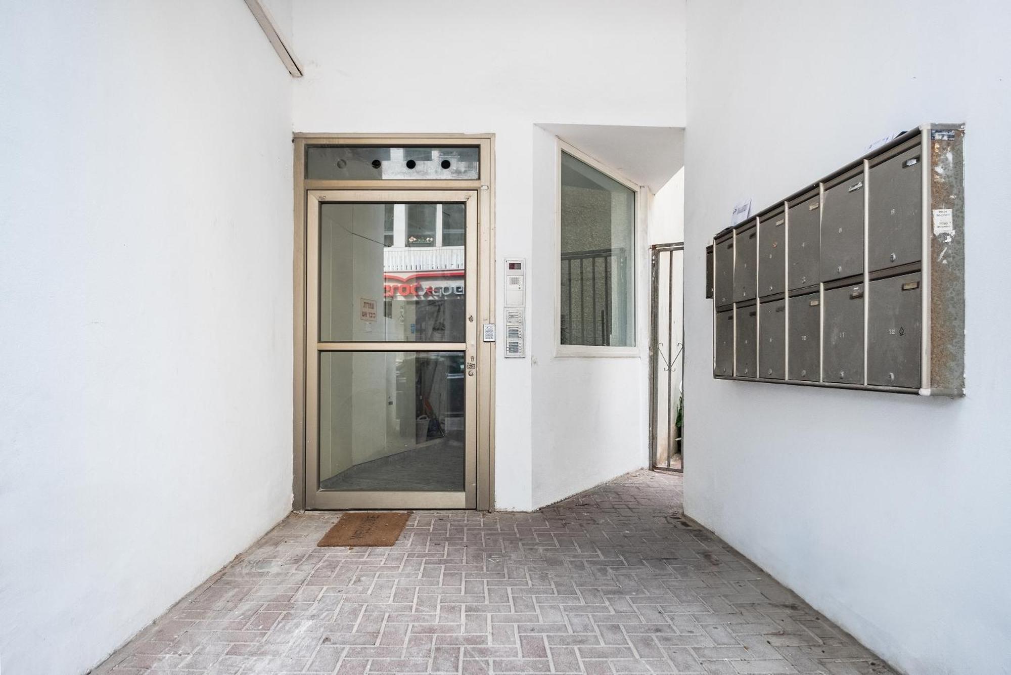 Premium 1bd Near The W/balcony * Tel-Aviv