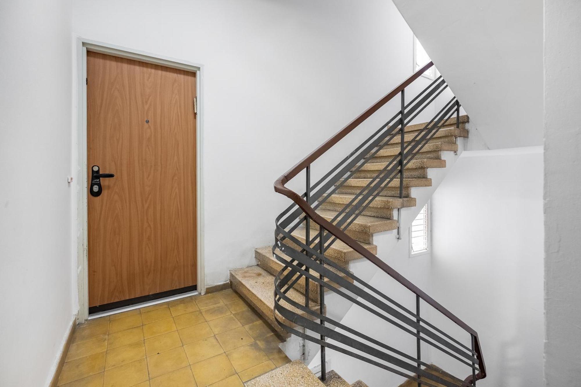 Premium 1bd Near The W/balcony Appartement
